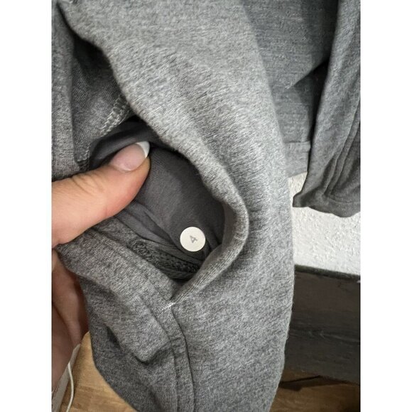 𝅺lululemon Coast Wrap Button Collar Sweatshirt Modal Heather Gray Sz 4 Heavy A1 - Picture 6 of 12